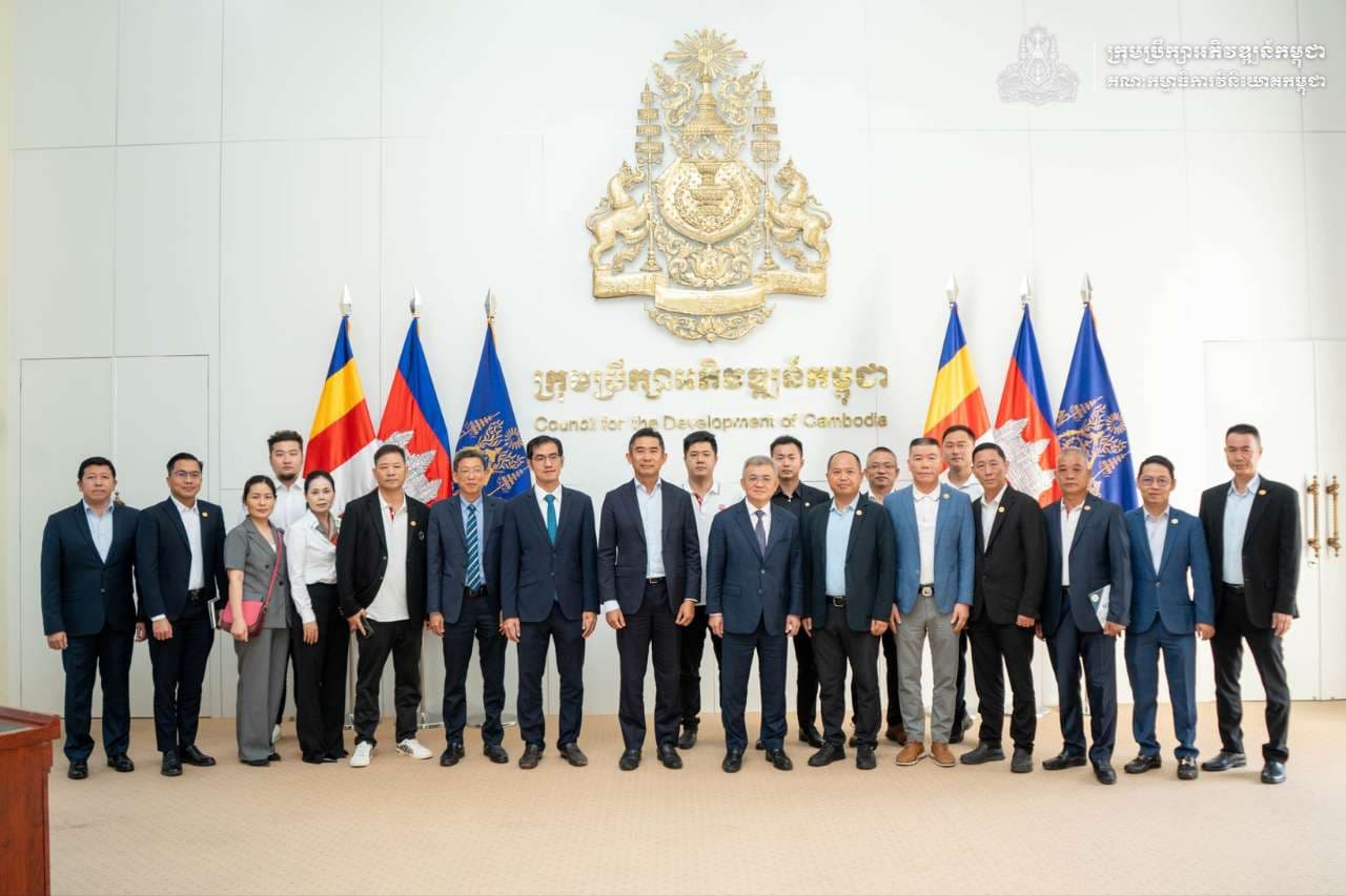 ជំនួបពិភាក្សាការងារជាមួយគណៈប្រតិភូសមាគមវិនិយោគិនចិនមីននៅកម្ពុជា